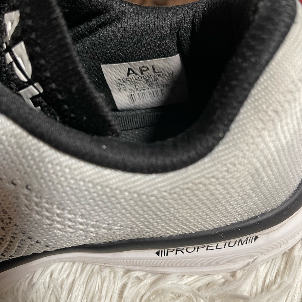 APL:Athletic Propulsion Labs Techloom Pro ,Colors Black & Gray- Women - Picture 12 of 12